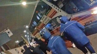 Jugadores de Quilmes fueron agredidos y amenazados por los barrabravas tras perder con Los Andes