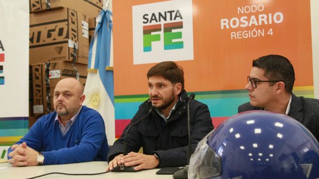 Entregarán cascos a jóvenes que obtengan su primer licencia para conducir motos