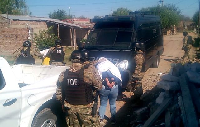 Cae una pareja de delincuentes durante un operativo por el crimen de Augusto Paulón