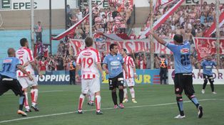 Unión quiere sepultar casi 27 años sin ganarle a Belgrano en Córdoba