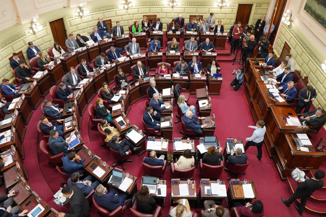 La Convención le dio luz verde a una nueva configuración de los poderes Legislativo y Ejecutivo de la provincia.