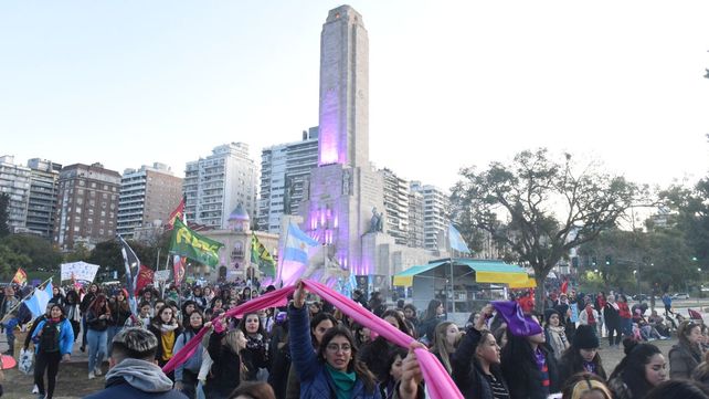 El 3J de 2022 terminó como siempre en el Monumnento. Este año no será la excepción.