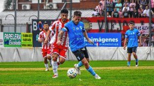 Nelson Acevedo, exUnión, juega en Talleres (RE), próximo rival de Colón.