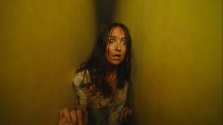 La nominada al Oscar Renate Reinsve protagoniza Backrooms, uno de los fenómenos recientes que atisba un nuevo horizonte para el cine