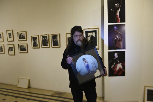 De culto. Sergio Rébori con el vinilo de “Del 63”