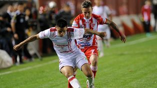 Atlético Paraná volvió a perder y se hunde en el promedio