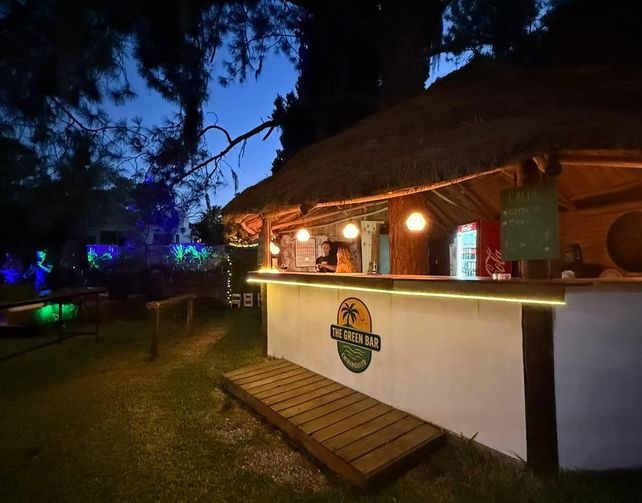 La propuesta de The Green Bar abre por las tardes, con la puesta del sol y durante la noche.