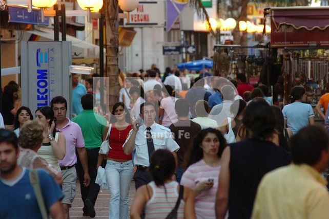 Los comercios proponen un feriado con atención al público