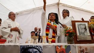 Curas en Opción por los Pobres piden tierra, techo y trabajo y que la deuda la pague quien fugó