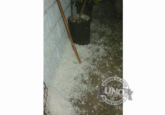 Temporal de granizo y lluvia golpeó a la localidad de Alcaraz