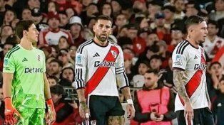 Que se vayan todos: la gente de River explotó tras la derrota ante Rosario Central y pidió por Ramón Díaz