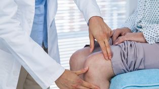 Logran predecir la progresión de la artrosis mediante el análisis de sangre