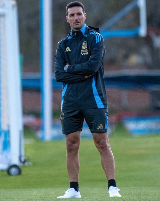 Lionel Scaloni pretende que Argentina mantenga el nivel que exhibió en la reciente Copa América.
