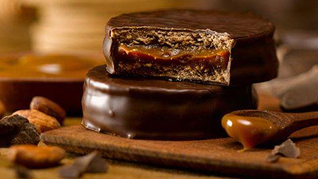 Prohíben la venta de una marca de alfajores