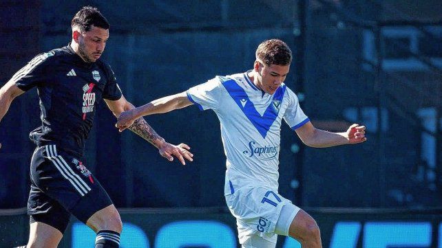 Vélez empató con Riestra en un final con polémica