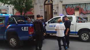 Cuidacoches detenido por agredir y escupir a una mujer en el Paseo del Siglo