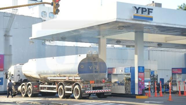 Nuevo aumento del combustible: La cámara que nuclea a expendedores afirma que no fueron notificados