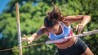 Luciana Gómez Iriondo consiguió medalla de plata en la prueba de salto con garrocha que se llevó a cabo en Posadas.