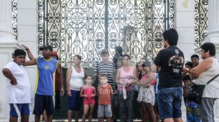 Corte de tránsito frente al Cementerio por el derrumbe de más de 100 nichos