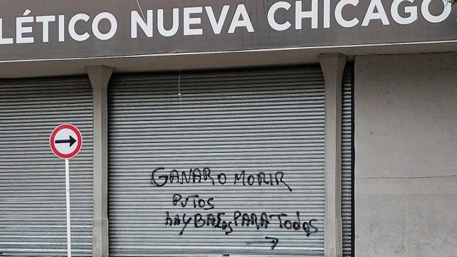 Tensión en Nueva Chicago, rival directo de Patronato: amenazas en la previa de un partido clave por la permanencia
