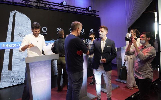 Los candidatos al Concejo se cruzaron en un debate de alto voltaje político. Seisas
