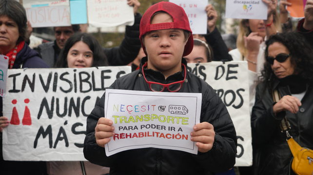 Crisis en el sistema de discapacidad: los bajos ingresos expulsan a profesionales del sector y se rompen vínculos fundamentales Crisis en el sistema de discapacidad: los bajos ingresos expulsan a profesionales del sector y se rompen vínculos fundamentales