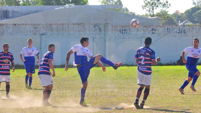 Instituto ganó y se metió en las semifinales del torneo