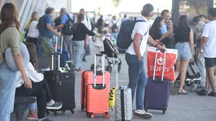El Aeropuerto Internacional Rosario Islas Malvinas continúa recuperándose.
