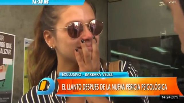 El llanto de Barbie Vélez después de la pericia psiquiátrica El llanto de Barbie Vélez después de la pericia psiquiátrica