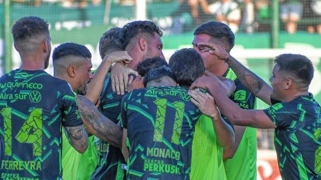 Sarmiento ganó de local.