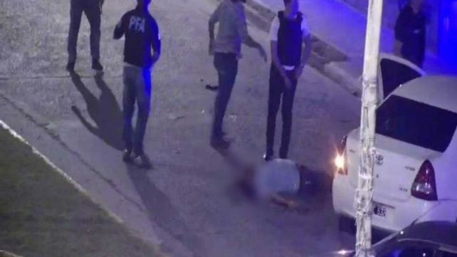 Un muerto y dos heridos en un tiroteo entre policías bonaerenses y federales