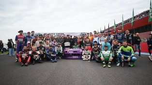 Los pilotos del Turismo Carretera recordaron al ídolo.