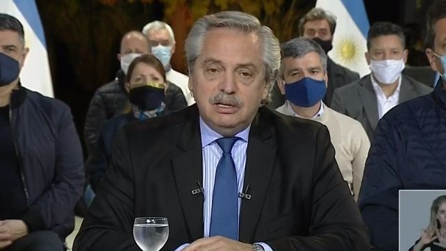 Alberto Fernández a los policías: Les pido democráticamente que depongan su actitud