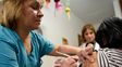 Convocatoria. La campaña de vacunación contra la gripe A prosigue sin pausa en todos los efectores públicos.