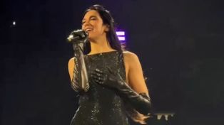 Dua Lipa cantó uno de los hits de Soda Stereo.
