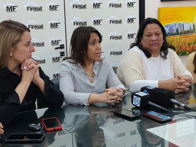 Firmat: una docente de enfermería y cuatro alumnas ganaron un concurso científico