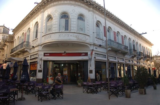 El tradicional Triferto de la Peatonal y cortada Falucho.&nbsp;