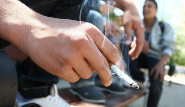 mal hábito. El tabaco afecta fuertemente a las personas seropositivas.