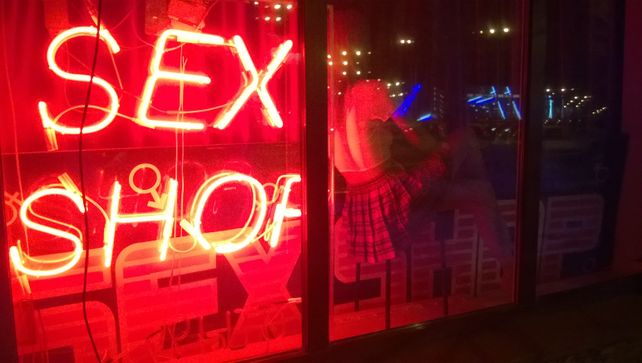 Robó En Un Sex Shop Amenazaron Con Publicar El Video Y Volvió Para Pagar El Objeto Sexual Que 6822