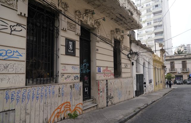 Cientos de bandas y artistas pasaron por el bar para ofrecer shows en vivo al público.
