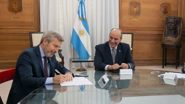 Rogelio Frigerio y Francos firmaron acuerdo de obra pública para Entre Ríos
