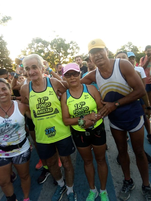 Fondo de la Amistad, un trote de locos que unen Rosario y San Lorenzo por deporte, pasión y gloria