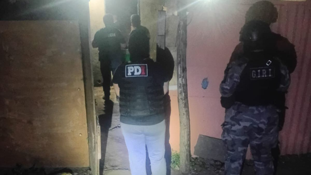 Allanamiento de la PDI tras la detención de otro sospechoso por el ataque al Heca