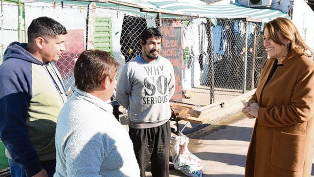 En el barrio. La intendenta Mónica Fein