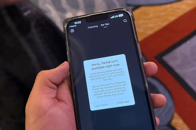 “Se ha promulgado una ley que prohíbe TikTok en Estados Unidos. Desafortunadamente