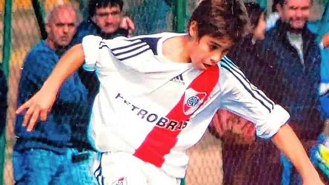 Payero de quedar libre en River a enfrentarlo con la camiseta de Boca