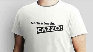 Furor por las remeras que ridiculizan al capit&aacute;n del Costa Concordia