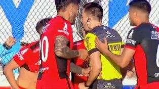Colón buscará sumar su primer triunfo con el arbitraje de Franco Acita.