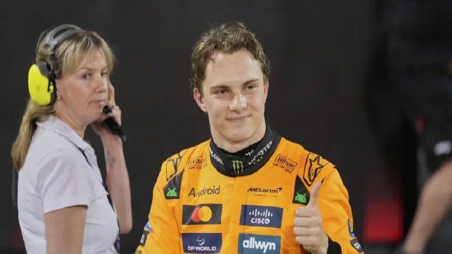 Oscar Piastri se quedó con la pole en Bahrein.
