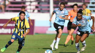 Central, a pesar de su buen primer tiempo, perdió 2 a 0 ante UAI Urquiza.